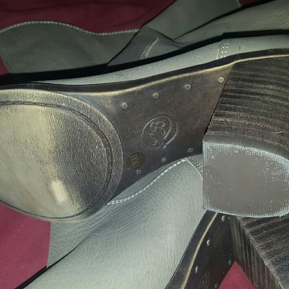 Lucky Brand Boots - Picture 2 of 3